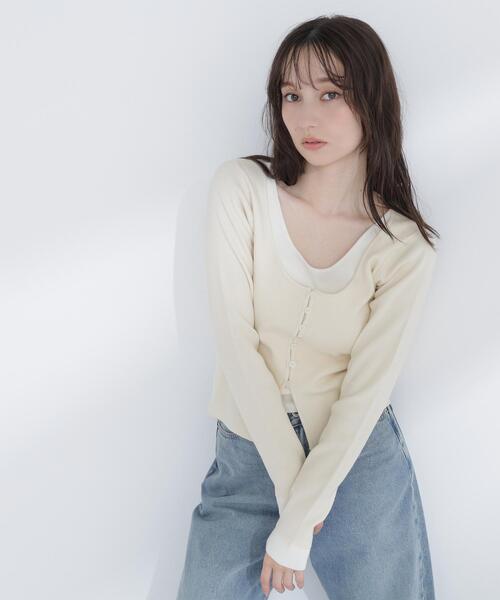 NATURAL BEAUTY BASIC（ナチュラルビューティーベーシック）の「◇レイヤードライクニット（ニット/セーター・レディース・グレー/ブラウン/オフホワイト・FREE）」の2枚目の写真