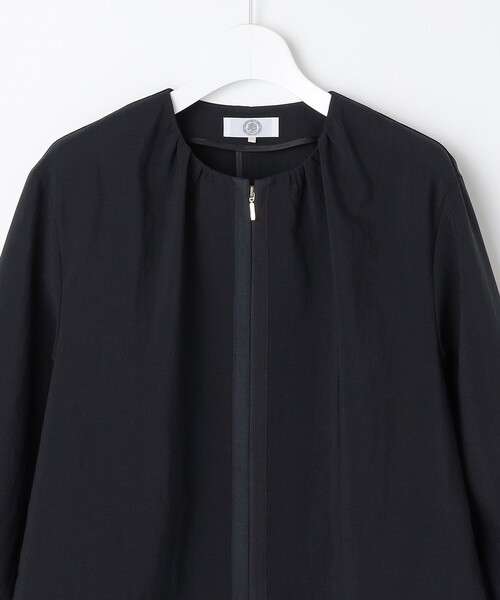 J.PRESS Ladies(J.プレス レディス)の「【人気素材・季節の変わり目に】BREEZE COOL トロ ノーカラー ブルゾン(その他アウター・レディース・ブラウン系/ネイビー系/ベージュ系/ライトグレー系・S/XS)」の11枚目の写真
