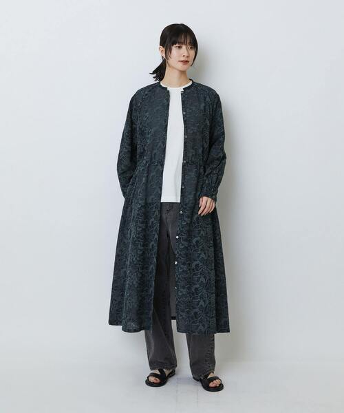 LOISIR（ロワズィール）の「【アーティストコラボ】LOISIR×TORANEKOBONBON エンブロイダリーワンピース（ワンピース・レディース・ホワイト系その他/ブラック系その他・FREE）」の3枚目の写真