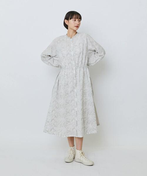 LOISIR（ロワズィール）の「【アーティストコラボ】LOISIR×TORANEKOBONBON エンブロイダリーワンピース（ワンピース・レディース・ホワイト系その他/ブラック系その他・FREE）」の7枚目の写真