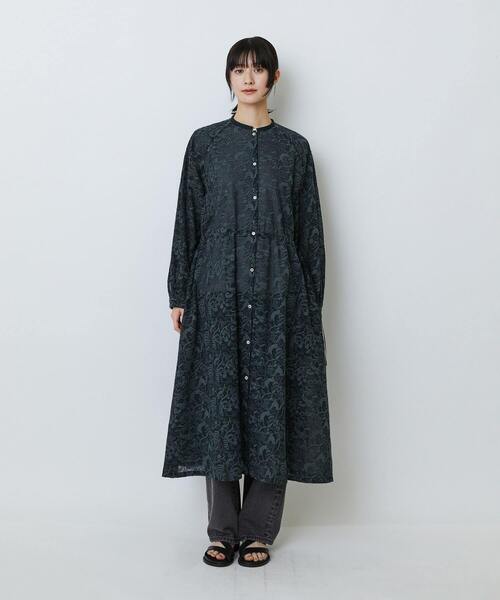 LOISIR（ロワズィール）の「【アーティストコラボ】LOISIR×TORANEKOBONBON エンブロイダリーワンピース（ワンピース・レディース・ホワイト系その他/ブラック系その他・FREE）」の10枚目の写真