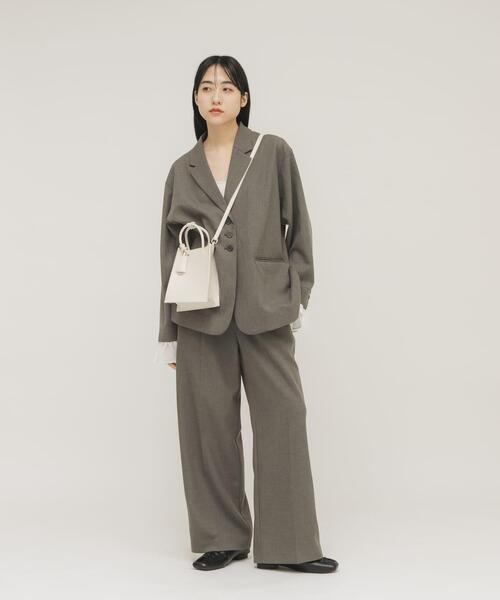 KBF（ケイビーエフ）の「チャーム付きスクエアミニBAG（ハンドバッグ・レディース・ブラック/オフホワイト・ONE）」の6枚目の写真