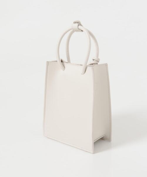 KBF（ケイビーエフ）の「チャーム付きスクエアミニBAG（ハンドバッグ・レディース・ブラック/オフホワイト・ONE）」の8枚目の写真