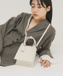 KBF | チャーム付きスクエアミニBAG(ハンドバッグ)