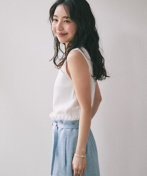 La boutique BonBon（ラブティックボンボン）の「【復刻！新色オフホワイト・ブラック追加】スクエアニットタンク（ニット/セーター・レディース・ブラック/ホワイト/オフホワイト・FREE）」の7枚目の写真