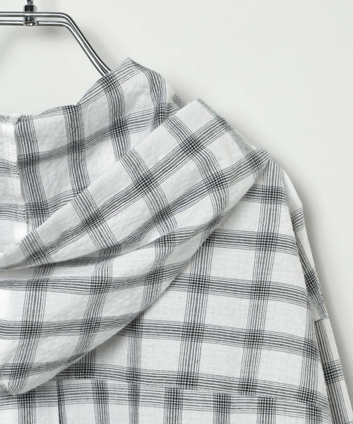 ALAND（エーランド）の「【UNISEX】ALAND／チェックフードシャツロングスリーブ（シャツ/ブラウス・レディース・ブラック/ホワイト・LARGE/SMALL）」の18枚目の写真