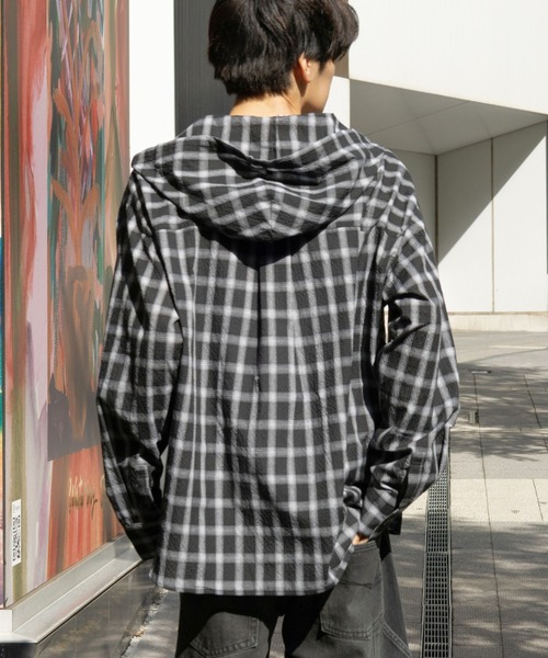 ALAND（エーランド）の「【UNISEX】ALAND／チェックフードシャツロングスリーブ（シャツ/ブラウス・レディース・ブラック/ホワイト・LARGE/SMALL）」の12枚目の写真