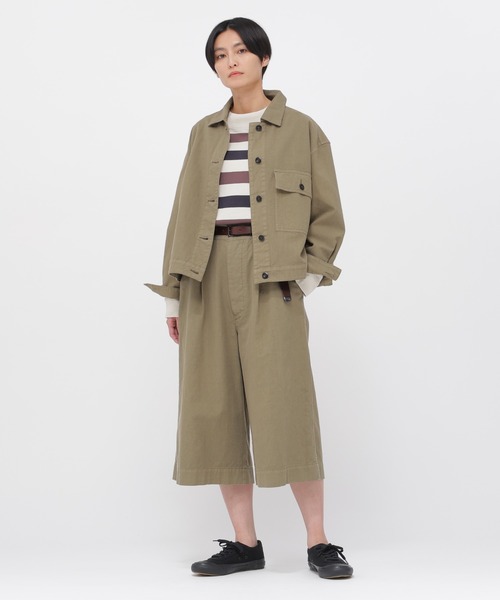 MHL.（エムエイチエル）の「BELGIAN LINEN COTTON PLAINWEAV（ブルゾン・レディース・ナチュラル/カーキ・1/2）」の5枚目の写真