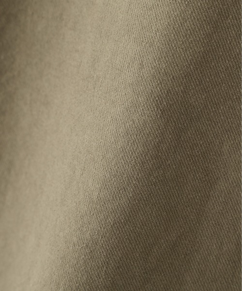 MHL.（エムエイチエル）の「BELGIAN LINEN COTTON PLAINWEAV（ブルゾン・レディース・ナチュラル/カーキ・1/2）」の9枚目の写真