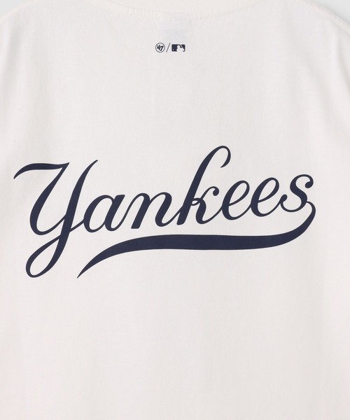 SPORTY&RICH（スポーティアンドリッチ）の「【SPORTY&RICH(スポーティーアンドリッチ)】YANKEES CURVE T-SHIRT（Tシャツ/カットソー・レディース・ホワイト・1）」の4枚目の写真