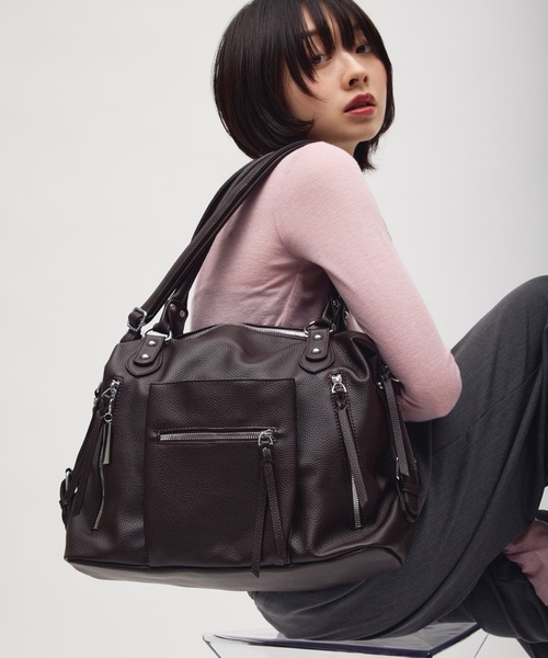 TONER(トナー)の「ダブルファスナーデザインショルダーバッグ/ロゴプレート付き(ショルダーバッグ・レディース・ブラック/ダークブラウン/オフホワイト・FREE)」の3枚目の写真