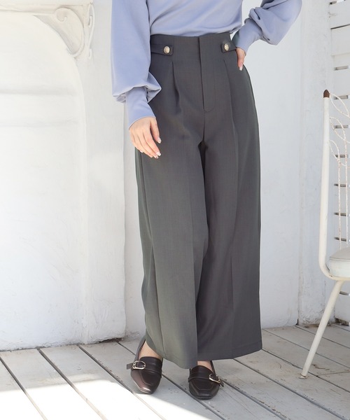 TRUDEA(トルディア)の「マリンボタンセミワイドパンツ(その他パンツ・レディース・チャコールグレー/ベージュ/ネイビー/アイボリー・SMALL/MEDIUM/LARGE)」の8枚目の写真