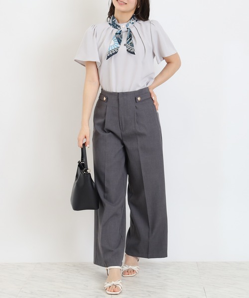 TRUDEA(トルディア)の「マリンボタンセミワイドパンツ(その他パンツ・レディース・チャコールグレー/ベージュ/ネイビー/アイボリー・SMALL/MEDIUM/LARGE)」の6枚目の写真