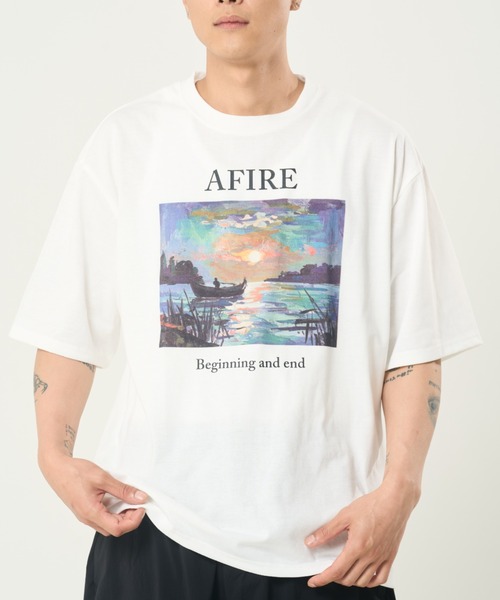 CORISCO（コリスコ）の「フォトシーン柄TEE(M1)（Tシャツ/カットソー・メンズ・ブラック系2/ホワイト系2/ホワイト系1/ブラック系1・X-LARGE/LARGE/MEDIUM）」の2枚目の写真