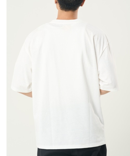 CORISCO（コリスコ）の「フォトシーン柄TEE(M1)（Tシャツ/カットソー・メンズ・ブラック系2/ホワイト系2/ホワイト系1/ブラック系1・X-LARGE/LARGE/MEDIUM）」の11枚目の写真