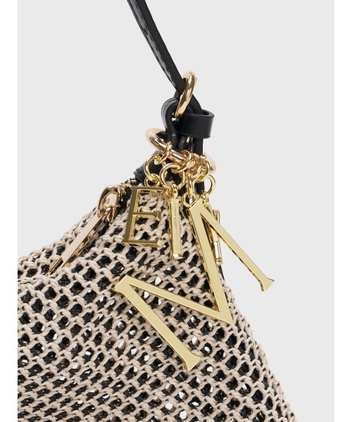 EIMY ISTOIRE（エイミーイストワール）の「ロゴチャームメッシュバッグ（ハンドバッグ・レディース・ブラック/その他8・F）」の6枚目の写真