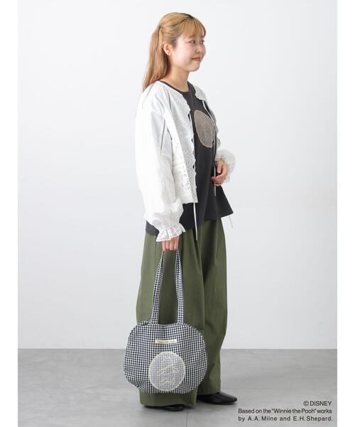 Samansa Mos2（サマンサ モスモス）の「【Disney】くまのﾌﾟｰさん/ﾚｰｽ付き丸ﾊﾞｯｸﾞ（ハンドバッグ・レディース・ブラック/ベージュ/レッド・F）」の10枚目の写真