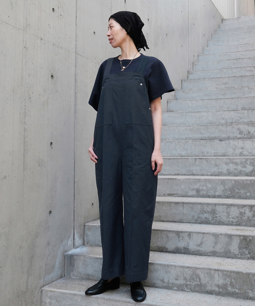 IENA（イエナ）の「Maison IENA 別注 Nell/ネル サロペット 261-202-51（サロペット/オーバーオール・レディース・ネイビー/ベージュ・38/36）」の4枚目の写真