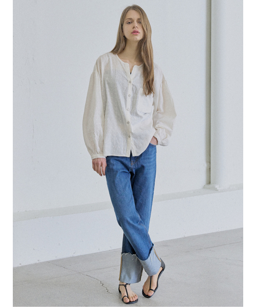 AVANT-G（アバン）の「Flower Embroidery Blouse - IVORY（シャツ/ブラウス・レディース・その他・FREE）」の4枚目の写真