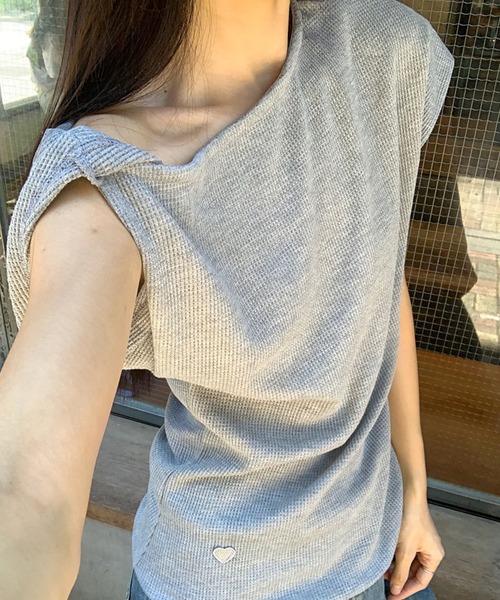 meJane(ミージェーン)の「クロスタックデザイン ワンショルダーTシャツ(Tシャツ/カットソー・レディース・グレー/ネイビー/アイボリー・FREE)」の10枚目の写真