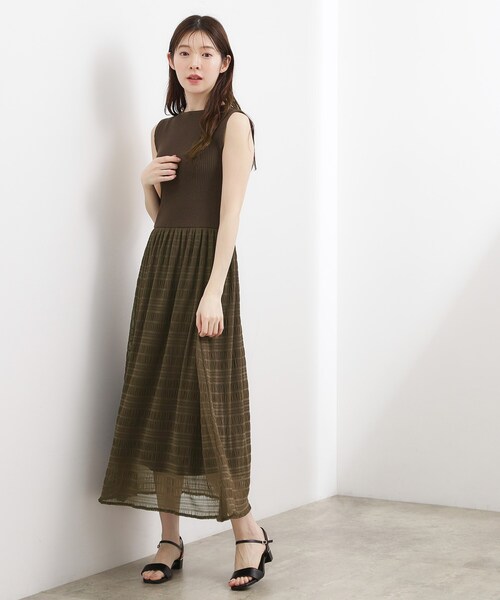grove(グローブ)の「【貴島明日香さん着用】リブニット×チュール ドッキングワンピース(ワンピース・レディース・スモーキーグリーン系/ブラウン系その他/ブラック・02/01/03)」の16枚目の写真