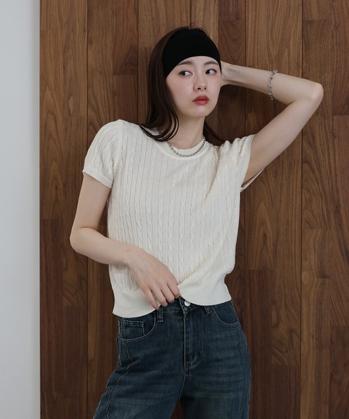 J by blue(ジェイバイブルー)の「キャップスリーブケーブルニット(ニット/セーター・レディース・ネイビー/アイボリー/グレー・MEDIUM)」の1枚目の写真
