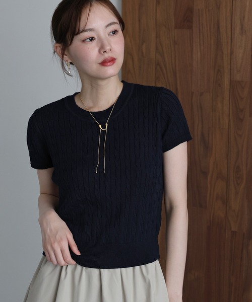 J by blue(ジェイバイブルー)の「キャップスリーブケーブルニット(ニット/セーター・レディース・ネイビー/アイボリー/グレー・MEDIUM)」の20枚目の写真