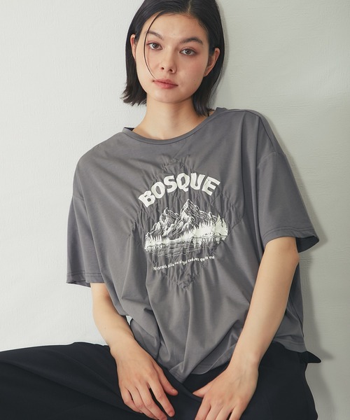 SMILE ORCHID(スマイルオーキッド)の「【接触冷感】クリアー天竺 シャーリングロゴTシャツ(Tシャツ/カットソー・レディース・ブラック/オフホワイト/グレー・FREE)」の11枚目の写真