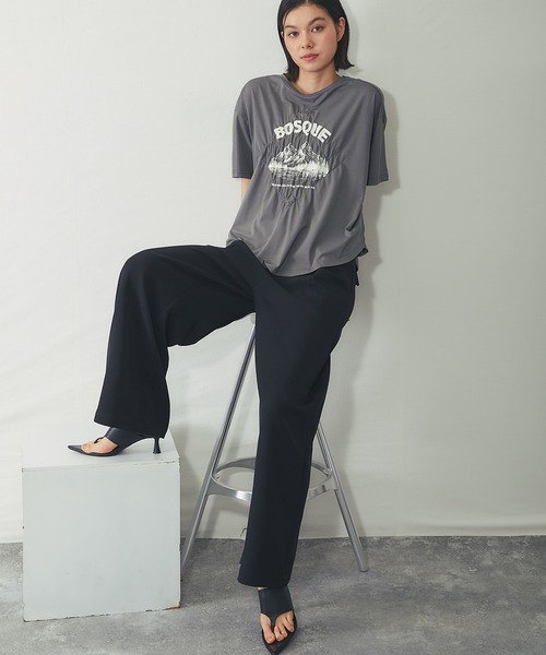 SMILE ORCHID(スマイルオーキッド)の「【接触冷感】クリアー天竺 シャーリングロゴTシャツ(Tシャツ/カットソー・レディース・ブラック/オフホワイト/グレー・FREE)」の9枚目の写真