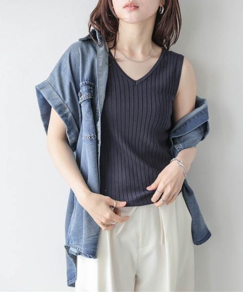 La-gemme(ラジェム)の「シンプル2wayリブニットトップス(ニット/セーター・レディース・グレー/ブラック/ピンク/ホワイト/ネイビー・フリー)」の1枚目の写真