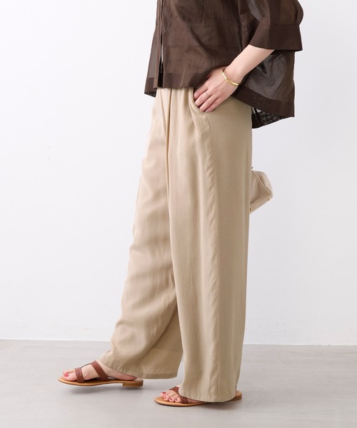 MICA&DEAL(マイカ&ディール)の「とろみタックパンツ〈2サイズ展開〉〈セットアップ対応〉(その他パンツ・レディース・ダークグリーン/マルチ/ベージュ・38/36)」の4枚目の写真