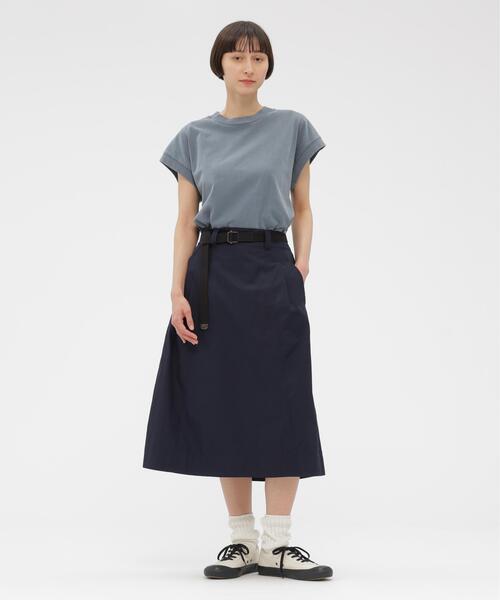 MHL.(エムエイチエル)の「FADED ROUGH COTTON JERSEY TOP(Tシャツ/カットソー・レディース・グリーン/グレー系その他2/ベージュ系その他3・2)」の4枚目の写真