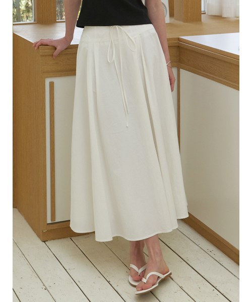 RE_L（リエル）の「Via flare skirt (white)（スカート・レディース・その他・SMALL/MEDIUM）」の6枚目の写真