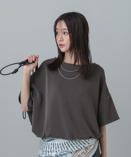 GLOBAL WORK(グローバルワーク)の「MATINEE LINE/フィブリルゆるプルオーバー半袖/678447(Tシャツ/カットソー・レディース・カーキ/チャコールグレー/ネイビー・LARGE/MEDIUM)」の1枚目の写真