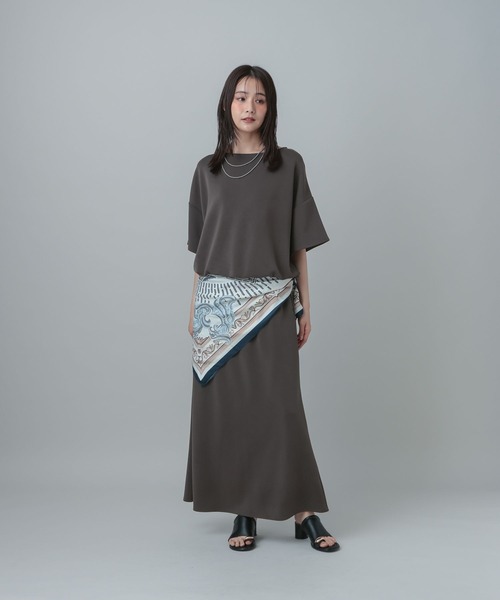 GLOBAL WORK(グローバルワーク)の「MATINEE LINE/フィブリルゆるプルオーバー半袖/678447(Tシャツ/カットソー・レディース・カーキ/チャコールグレー/ネイビー・LARGE/MEDIUM)」の5枚目の写真
