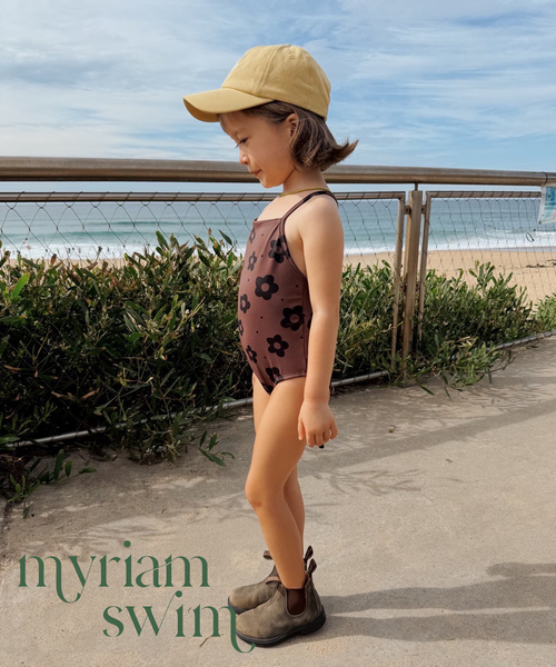 IENA ENFANT(イエナアンファン)の「【myriam swim/ミリアムスイム】 Mini One Piece(水着・キッズ・ブラウン・SMALL/X-SMALL/LARGE/MEDIUM)」の4枚目の写真