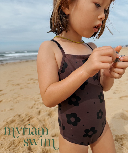 IENA ENFANT(イエナアンファン)の「【myriam swim/ミリアムスイム】 Mini One Piece(水着・キッズ・ブラウン・SMALL/X-SMALL/LARGE/MEDIUM)」の5枚目の写真