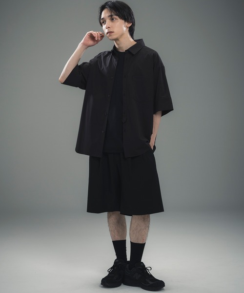 +phenix(プラスフェニックス)の「+phenix(プラスフェニックス)CUFFED SHORT SLEEVE SHIRT / カフスショートスリーブシャツ(シャツ/ブラウス・メンズ・ブルー/サックスブルー/ブラック・M/XL/L)」の6枚目の写真