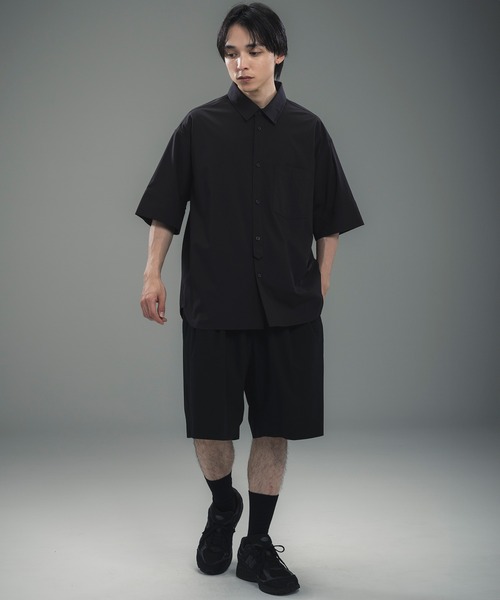 +phenix(プラスフェニックス)の「+phenix(プラスフェニックス)CUFFED SHORT SLEEVE SHIRT / カフスショートスリーブシャツ(シャツ/ブラウス・メンズ・ブルー/サックスブルー/ブラック・M/XL/L)」の7枚目の写真