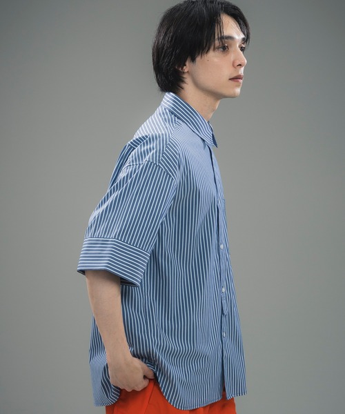 +phenix(プラスフェニックス)の「+phenix(プラスフェニックス)CUFFED SHORT SLEEVE SHIRT / カフスショートスリーブシャツ(シャツ/ブラウス・メンズ・ブルー/サックスブルー/ブラック・M/XL/L)」の22枚目の写真