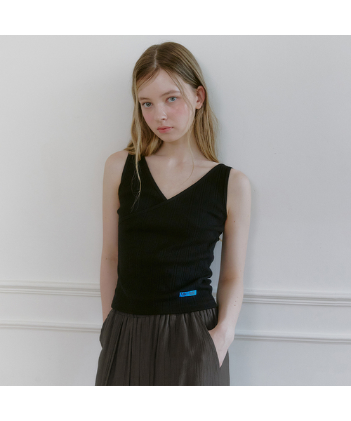 MICANE(ミケーネ)の「ドリンラップスリーブレスティ(Tシャツ/カットソー・レディース・アイボリー/ブラック/ライトグレー・X-LARGE/LARGE/MEDIUM/SMALL)」の3枚目の写真