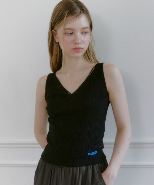 MICANE(ミケーネ)の「ドリンラップスリーブレスティ(Tシャツ/カットソー・レディース・アイボリー/ブラック/ライトグレー・X-LARGE/LARGE/MEDIUM/SMALL)」の19枚目の写真