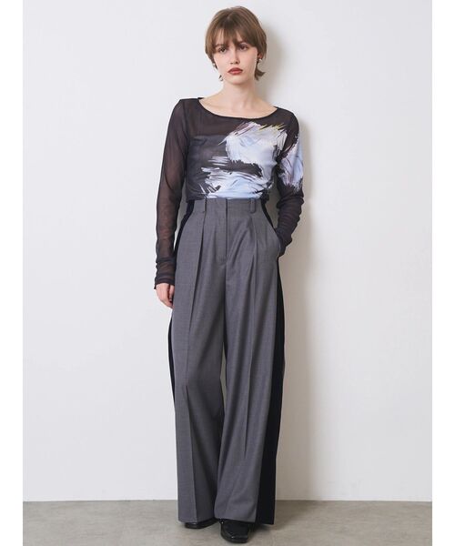 ELENDEEK(エレンディーク)の「ブラードシャギースキンカットソー(Tシャツ/カットソー・レディース・ネイビー/オフホワイト・FREE)」の4枚目の写真