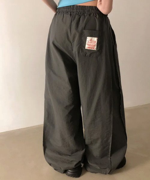 VIVID LADY(ビビッドレディー)の「アウトシームタック ドロストワイドパンツ(その他パンツ・レディース・ホワイト/ブラック/チャコールグレー/ベージュ/ピンク・FREE)」の16枚目の写真