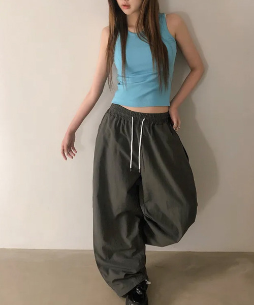 VIVID LADY(ビビッドレディー)の「アウトシームタック ドロストワイドパンツ(その他パンツ・レディース・ホワイト/ブラック/チャコールグレー/ベージュ/ピンク・FREE)」の18枚目の写真