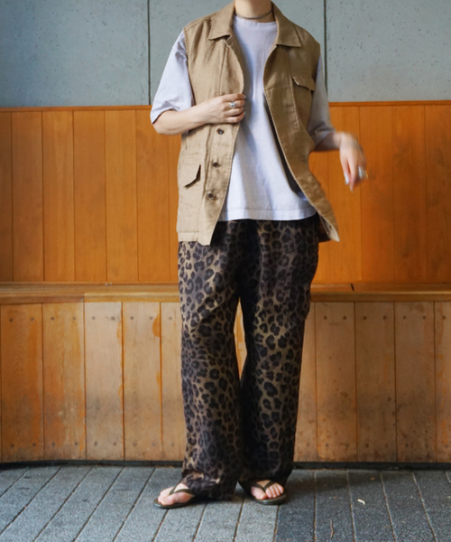 JOURNAL STANDARD LUXE(ジャーナルスタンダード ラックス)の「レオパローン イージーテーパーパンツ(その他パンツ・レディース・ブラウン・FREE)」の6枚目の写真