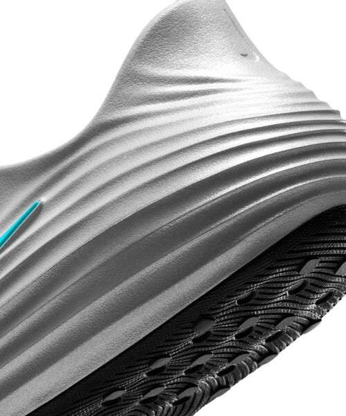 NIKE(ナイキ)の「ナイキ ReactX リジュビネイト メンズシューズ / Nike ReactX Rejuven8 Men's Shoes HV5060-006 Metallic Silver(スリッポン・メンズ・シルバー・30/25/24/29/28/27/26)」の8枚目の写真