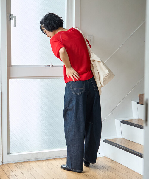 FREAK'S STORE(フリークスストア)の「SOMETHING × FREAK'S STORE/サムシング 別注 TUCK CURVE WIDE DENIM/タックカーブ ワイドデニム/バレルパンツ(デニムパンツ・レディース・ネイビー/ブルー・SMALL/MEDIUM)」の8枚目の写真
