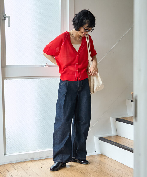 FREAK'S STORE(フリークスストア)の「SOMETHING × FREAK'S STORE/サムシング 別注 TUCK CURVE WIDE DENIM/タックカーブ ワイドデニム/バレルパンツ(デニムパンツ・レディース・ネイビー/ブルー・SMALL/MEDIUM)」の10枚目の写真