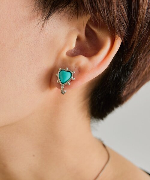 ear PAPILLONNER(イアパピヨネ)の「《WEB&一部店舗限定》ターコイズハートストーンイヤリング(イヤリング・レディース・ブルー系その他・FREE)」の8枚目の写真
